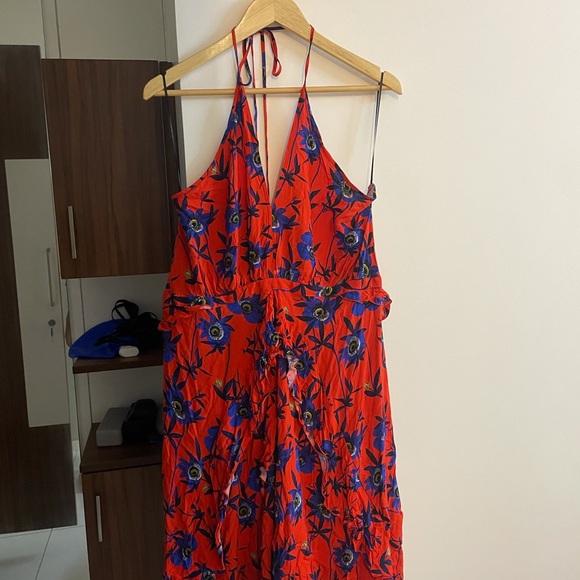 H&M Dresses & Skirts - Backless dress